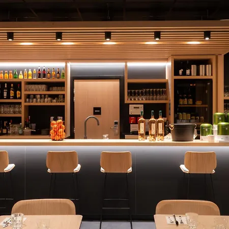 Ibis Paul Trois Chateaux ホテル