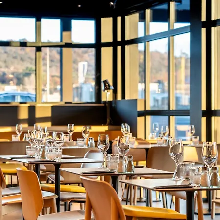 ホテル Ibis Paul Trois Chateaux *