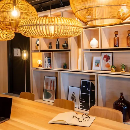 Ibis Paul Trois Chateaux サン・ポール・トロワ・シャトー