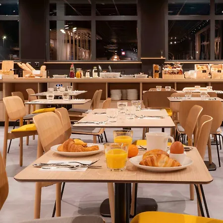 Ibis Paul Trois Chateaux