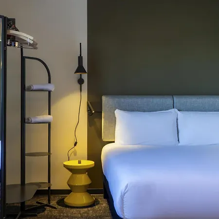 Ibis Paul Trois Chateaux Hotel 3*
