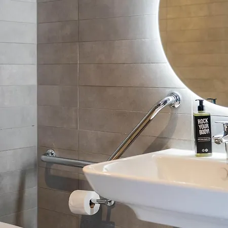 Hotel Ibis Paul Trois Chateaux 3*
