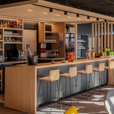 Ibis Paul Trois Chateaux 3*